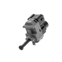Load image into Gallery viewer, Ford Fiesta Focus Fusion Mondeo Cougar Connect Transit Mazda 121 2 Jaguar X-Type Brake Switch 1S7T13480AA 93BB13480AF DD1466490 1119830 1062670 C2S3680