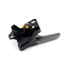 Load image into Gallery viewer, Mercedes-Benz W906 Sprinter inner Door Handle Front Right 9067600261
